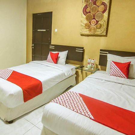 Hotel Oyo 201 Emdi House Timoho à Yogyakarta Extérieur photo