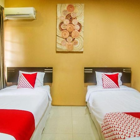 Hotel Oyo 201 Emdi House Timoho à Yogyakarta Extérieur photo