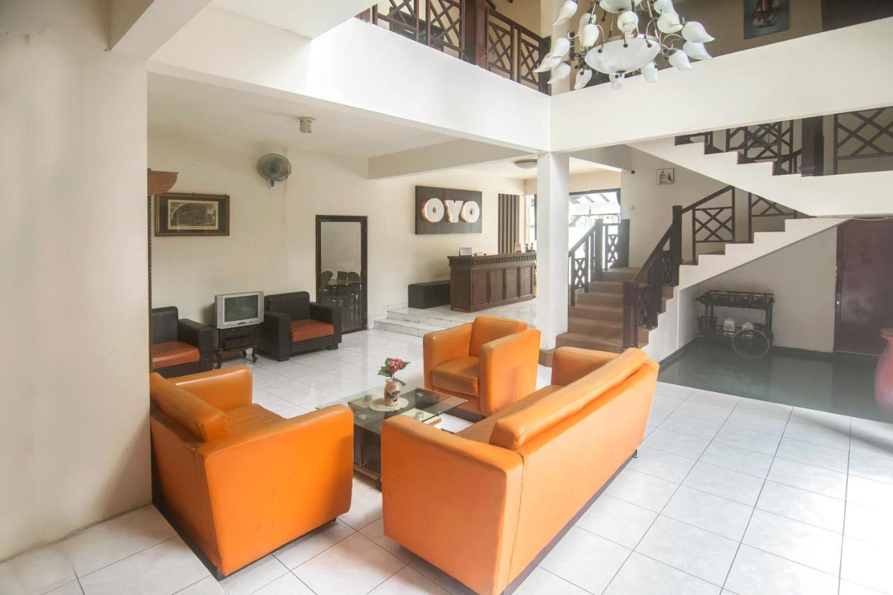 Hotel Oyo 201 Emdi House Timoho à Yogyakarta Extérieur photo